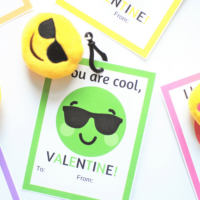 Fun, free, printable emoji valentine cards for kids.