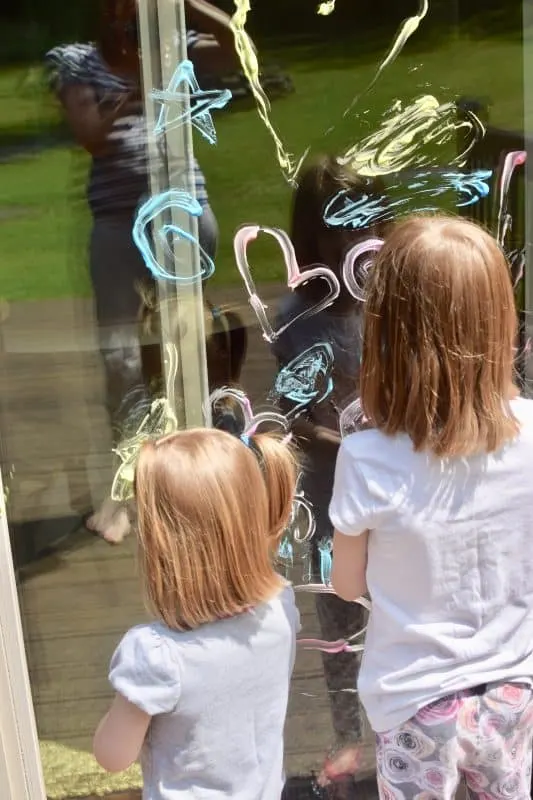 free summer activities for kids- shaving cream window art