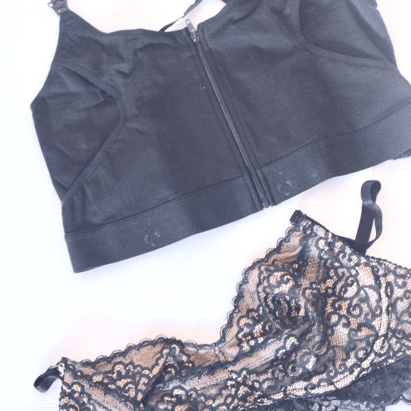 The four absolute best pumping bras for work, which will look good under your clothes and also allow you to pump quickly and efficiently.