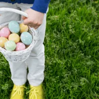 Fun Easter egg hunt ideas for toddlers that won't frustrate.
